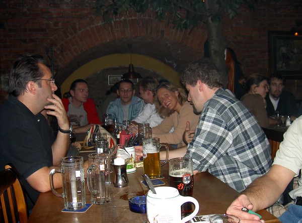 20021116.2214 Grtelbogen Waldviertlertreffen FriedrichR ReginaR u.a. ! PICT1220.JPG